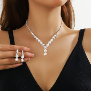 European And American Rhinestone Suit Necklace For Women