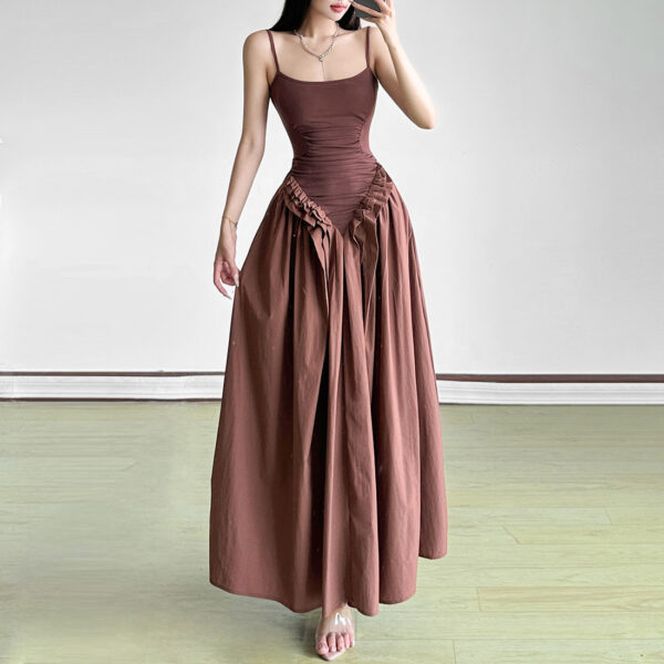 Hot Girl Solid Color Sling Fitted Waist Pleated Large Swing Dress