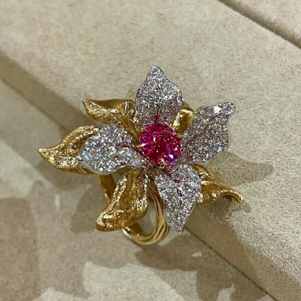Women's Red Corundum Flower Ring With Diamonds - Image 5
