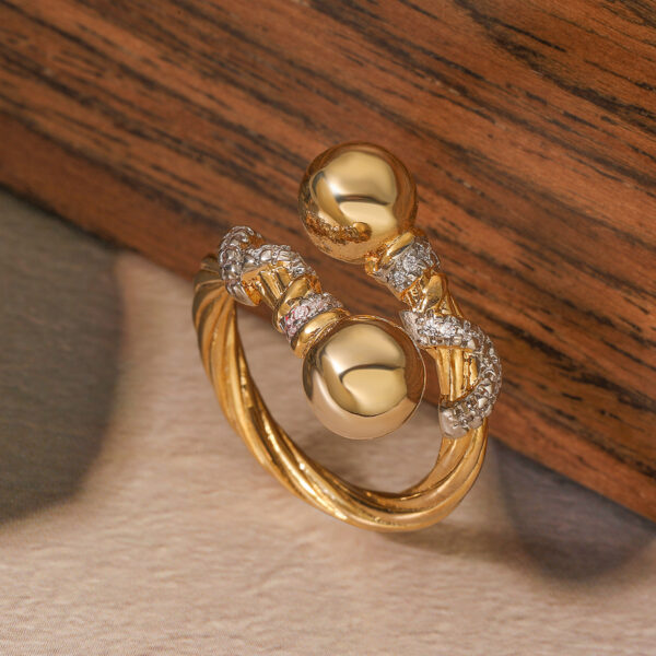 Niche Personality Two-color Electroplated Geometric Open Ring For Women - Image 2