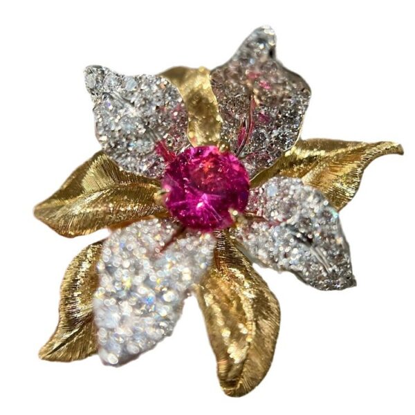 Women's Red Corundum Flower Ring With Diamonds - Image 2