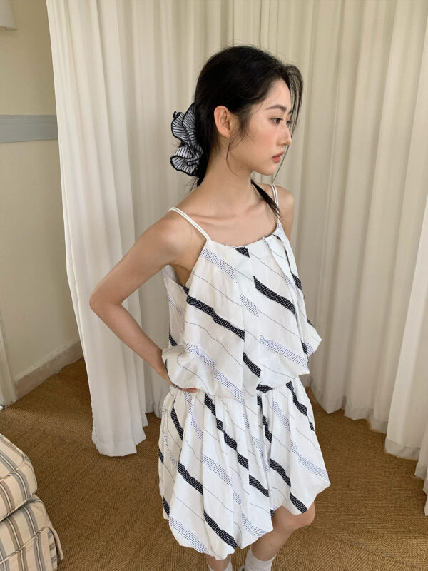 Fashion Diagonal Stripe Bud Camisole Women - Image 3