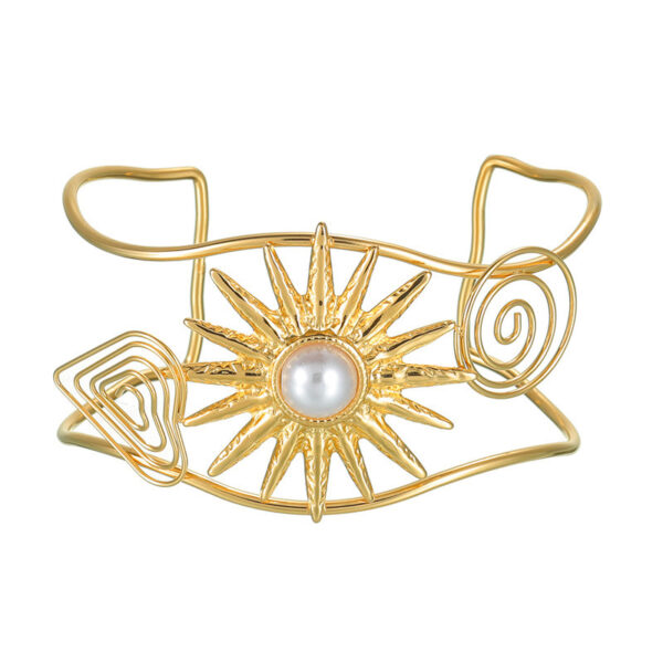 European And American New Eye-catching Hollow Bracelet - Image 4
