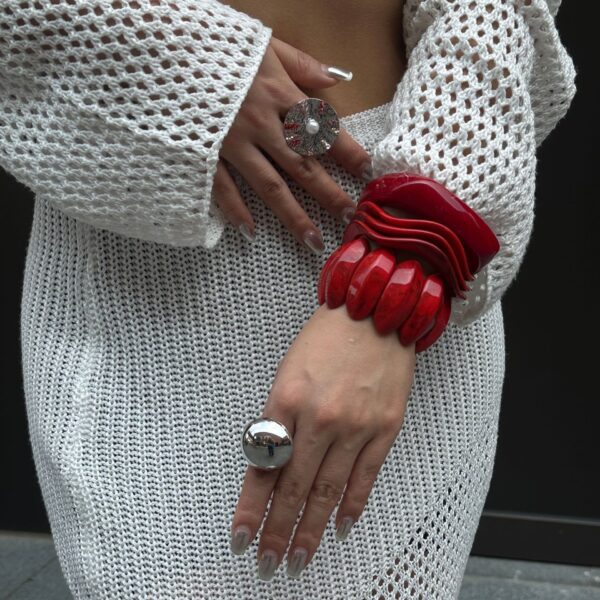 European And American Simple Geometric Blooming Red Bracelet - Image 8