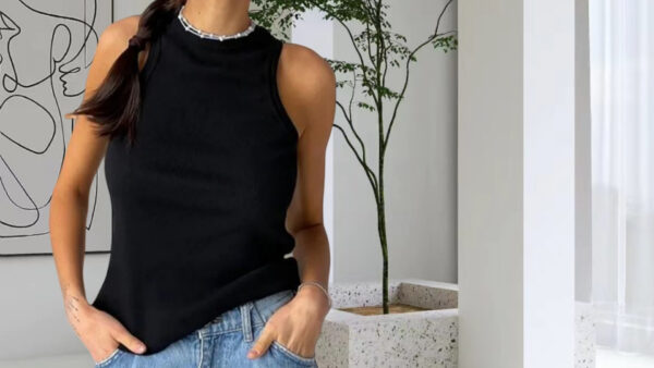 Women's Summer Slimming Slim Sleeveless Vest - Image 10