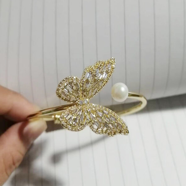 Women's Fashion Hollowed-out Vintage Bracelet - Image 2