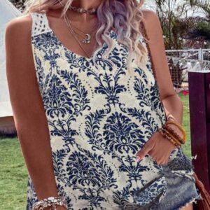 European And American Plus Size Women's Clothes New Tassel Hollow Crocheted Vest