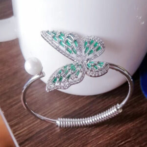 Women's Fashion Hollowed-out Vintage Bracelet