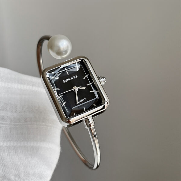 Gold Square Pearl Women's Light Luxury Exquisite Bracelet Watch - Image 6