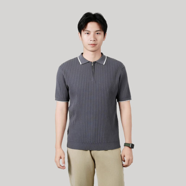 Men's Half-zip Ice Silk Knitted Lapel Vertical Striped Top - Image 6