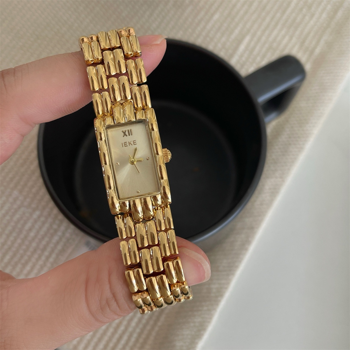 Bracelet-style High-grade Mid-ancient Exquisite Ins Watch For Women - Image 3