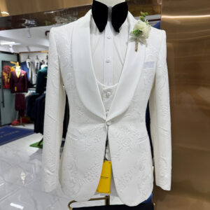 Casual-fit Three-piece Suit For Hosting Events